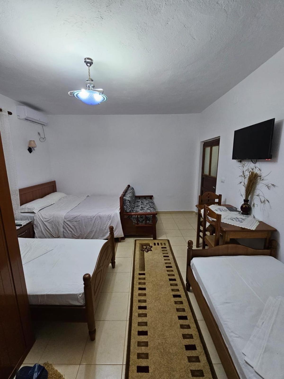 Bujtina Polimen Guest house Permet